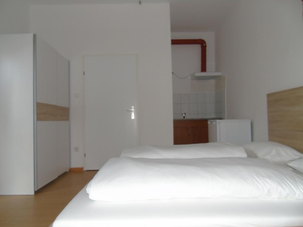 Cafe 168 Bed & Breakfast Wina Ruang foto